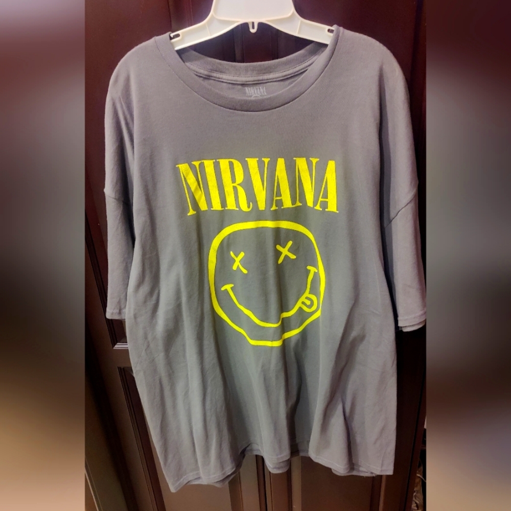 New Big Man 3XL 100% Cotton Nirvana Gray T-Shirt with Yellow Logo